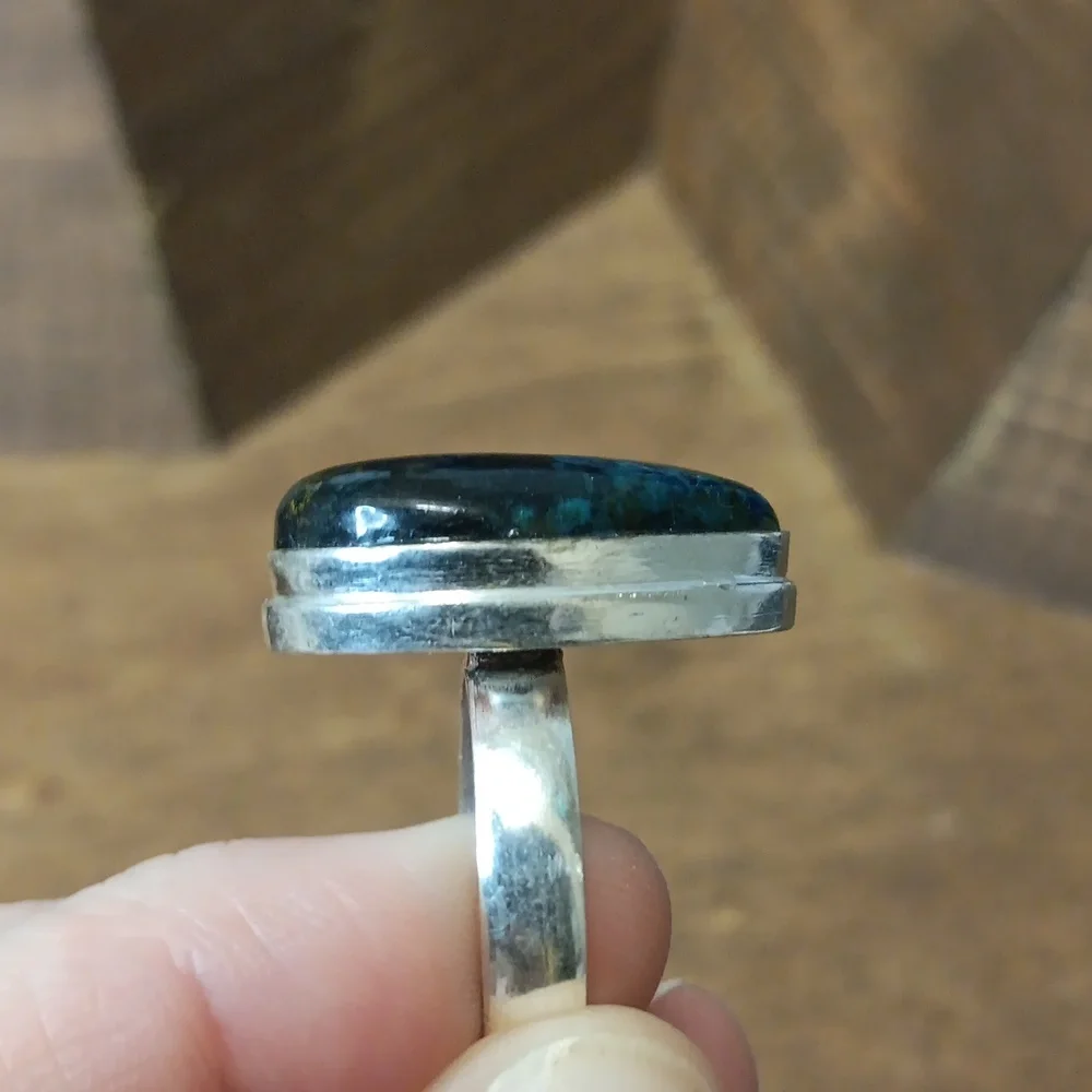 Elegant Blue Azurite Teardrop Ring - Picture 4 of 5